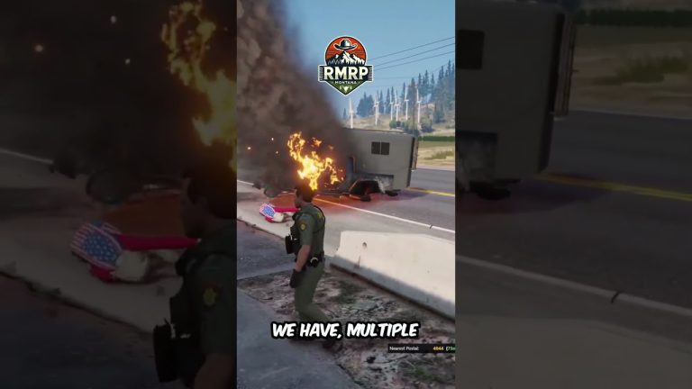 Police Chase Ends in Fiery Crash! GTA RP #rmrp